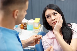 patient visiting dentist for TMJ pain